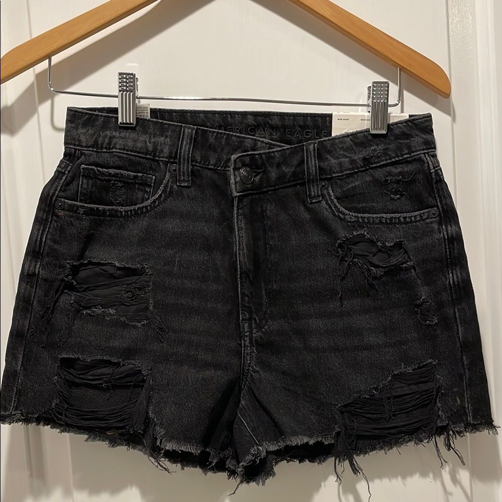 American Eagle Outfitters Dark Distressed Jean Shorts size 2